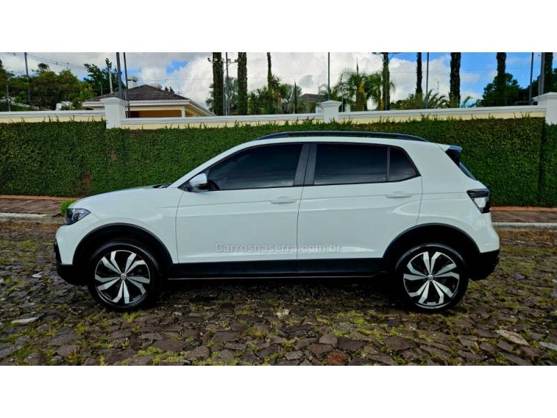 VOLKSWAGEN - T-CROSS - 2021/2021 - Branca - R$ 98.900,00