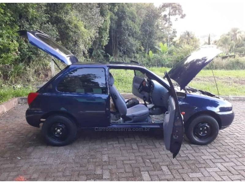 FORD - FIESTA - 1996/1996 - Azul - R$ 14.900,00
