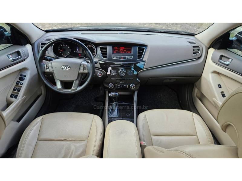 KIA MOTORS - CADENZA - 2011/2012 - Preta - R$ 54.900,00