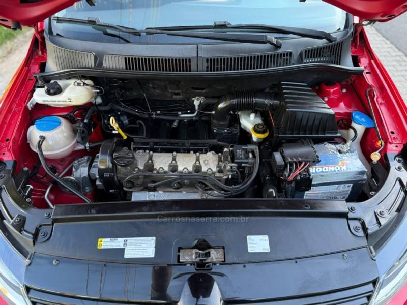 VOLKSWAGEN - FOX - 2017/2017 - Vermelha - R$ 53.900,00