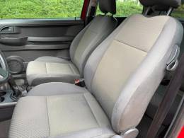 VOLKSWAGEN - FOX - 2007/2008 - Vermelha - R$ 23.900,00