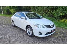 TOYOTA - COROLLA - 2011/2012 - Branca - R$ 68.900,00