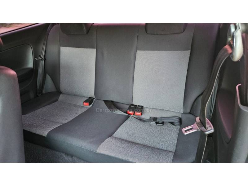 VOLKSWAGEN - GOL - 2013/2013 - Preta - R$ 24.900,00