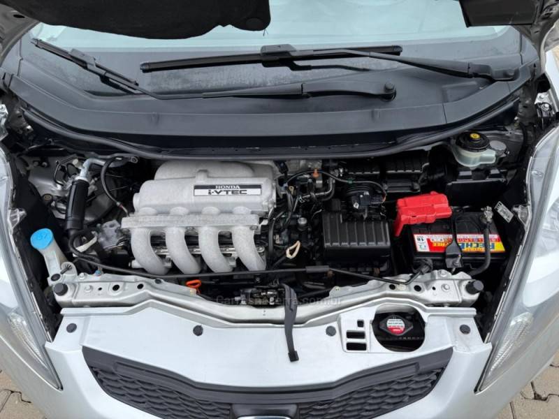 HONDA - FIT - 2012/2012 - Prata - R$ 45.900,00