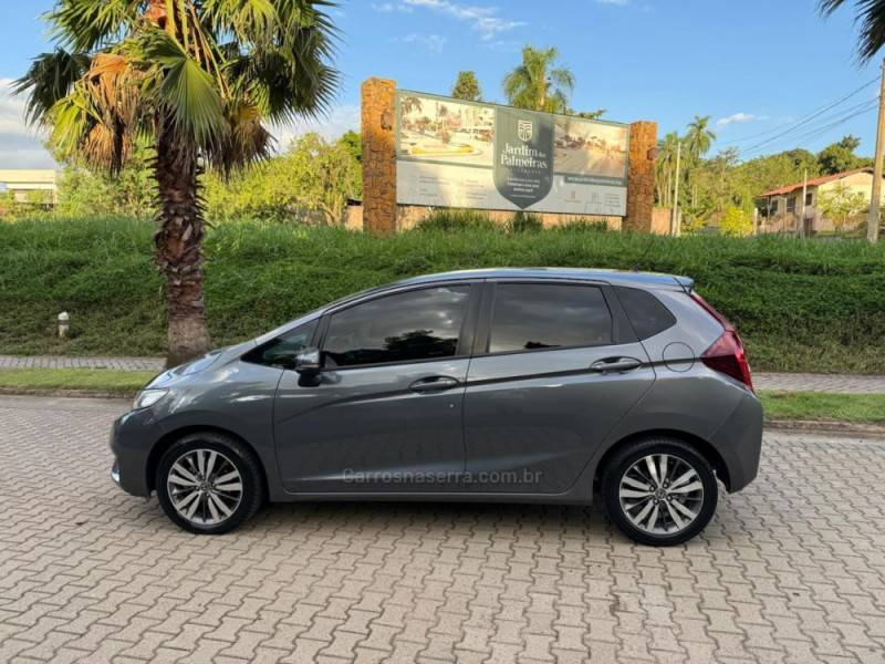HONDA - FIT - 2017/2017 - Cinza - R$ 76.900,00
