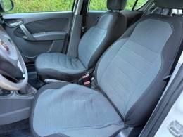 FIAT - PALIO - 2014/2015 - Branca - R$ 34.900,00
