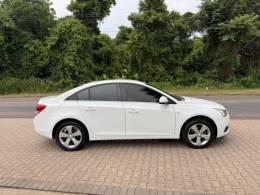 CHEVROLET - CRUZE - 2013/2014 - Branca - R$ 59.900,00