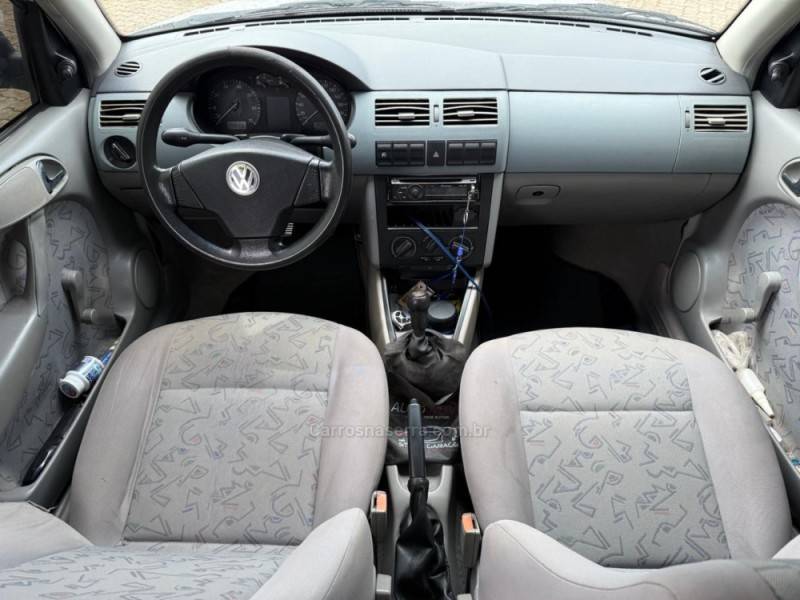 VOLKSWAGEN - GOL - 2001/2001 - Branca - R$ 22.900,00