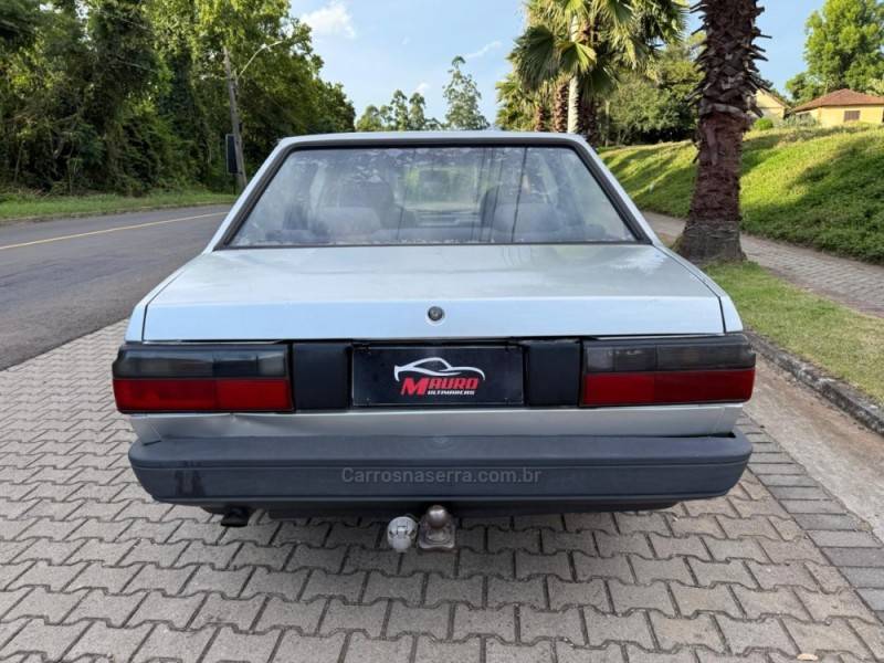 VOLKSWAGEN - VOYAGE - 1991/1991 - Prata - R$ 16.900,00