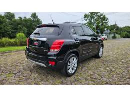 CHEVROLET - TRACKER - 2018/2018 - Preta - R$ 89.900,00