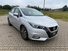 NISSAN - VERSA - 2020/2021 - Prata - R$ 81.900,00