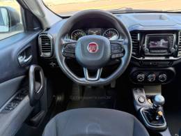 FIAT - TORO - 2016/2017 - Branca - R$ 85.900,00