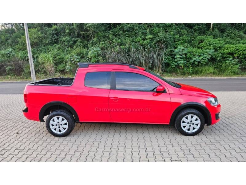 VOLKSWAGEN - SAVEIRO - 2015/2015 - Vermelha - R$ 63.900,00