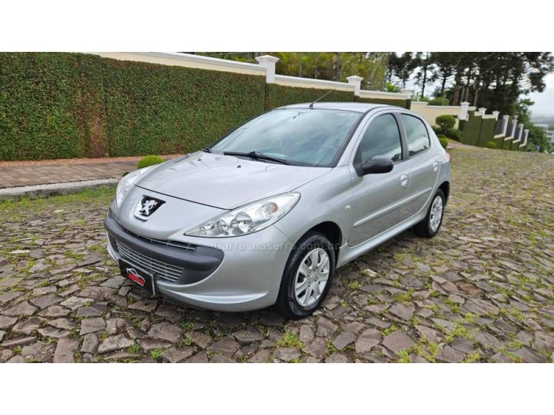 PEUGEOT - 207 - 2010/2011 - Prata - R$ 22.900,00