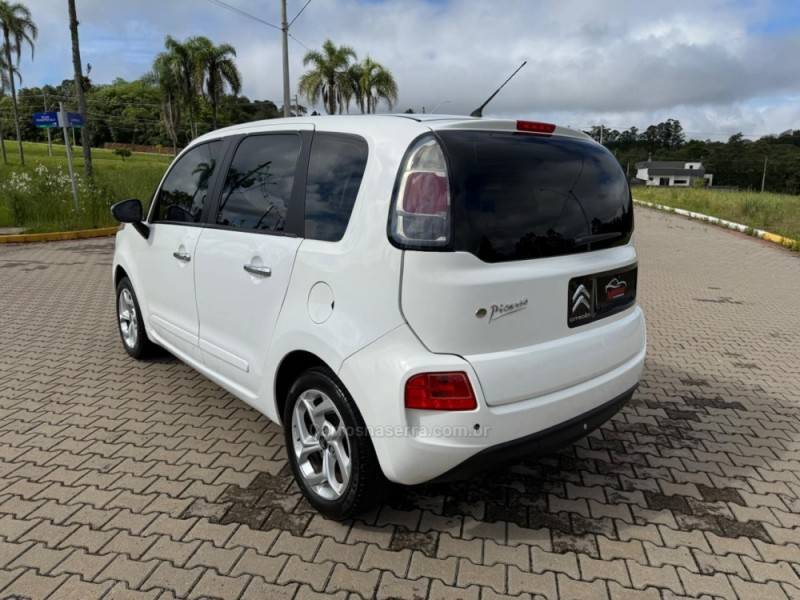 CITROËN - C3 PICASSO - 2014/2015 - Branca - R$ 40.900,00