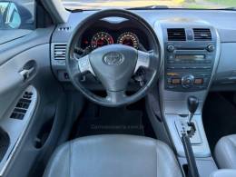 TOYOTA - COROLLA - 2010/2011 - Preta - R$ 50.900,00