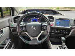 HONDA - CIVIC - 2013/2014 - Branca - R$ 73.900,00