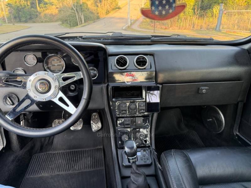 MIURA - X8 - 1989/1989 - Preta - R$ 49.900,00