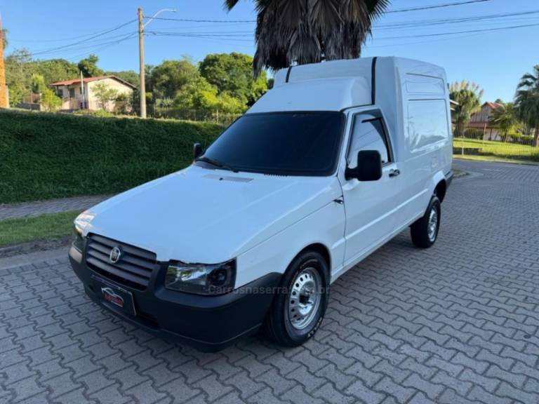 FIAT - FIORINO - 2006/2006 - Branca - R$ 30.900,00