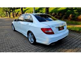 MERCEDES-BENZ - C 180 - 2013/2014 - Branca - R$ 80.000,00