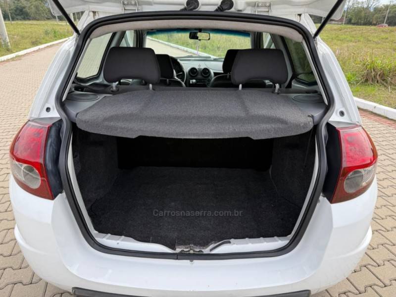 FORD - KA - 2009/2010 - Branca - R$ 20.900,00
