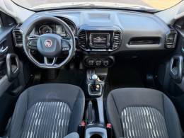 FIAT - TORO - 2016/2017 - Branca - R$ 85.900,00
