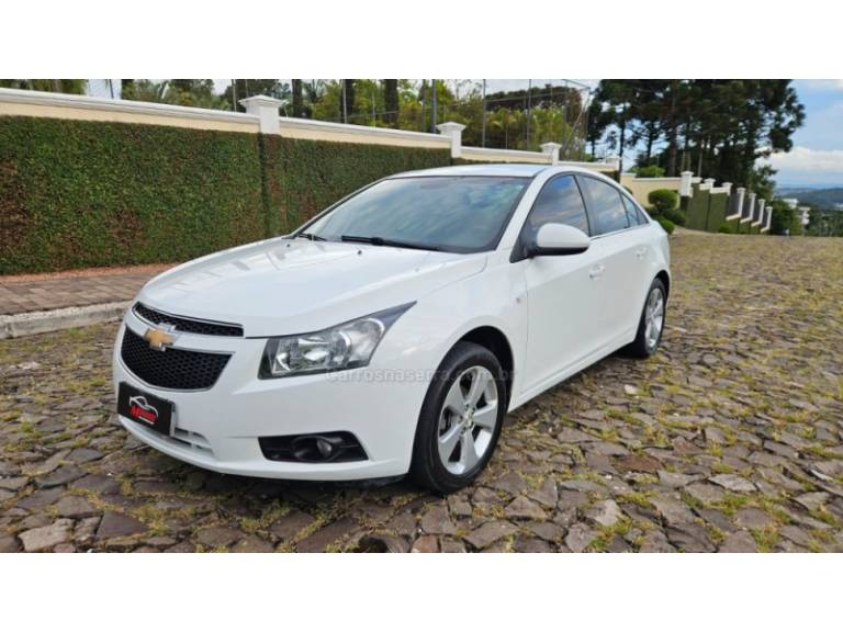 CHEVROLET - CRUZE - 2013/2014 - Branca - R$ 59.500,00