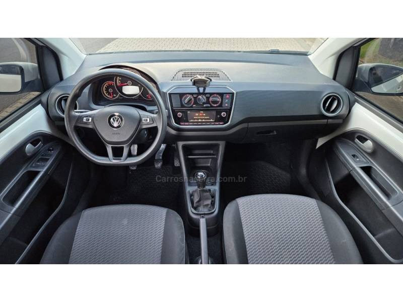 VOLKSWAGEN - UP - 2019/2020 - Branca - R$ 65.900,00