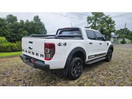 FORD - RANGER - 2020/2021 - Branca - R$ 169.900,00