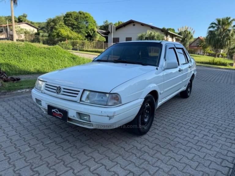 VOLKSWAGEN - SANTANA - 1995/1995 - Branca - R$ 8.900,00