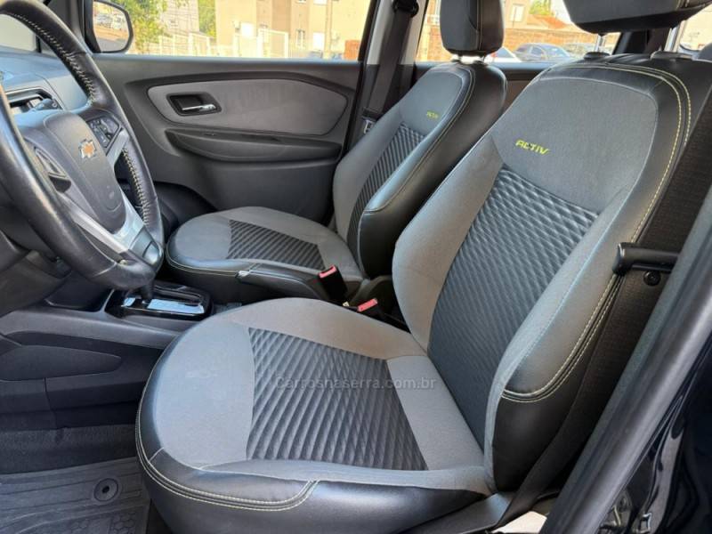 CHEVROLET - SPIN - 2019/2019 - Preta - R$ 77.900,00