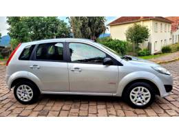 FORD - FIESTA - 2012/2013 - Prata - R$ 32.900,00