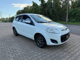 FIAT - PALIO - 2014/2015 - Branca - R$ 34.900,00