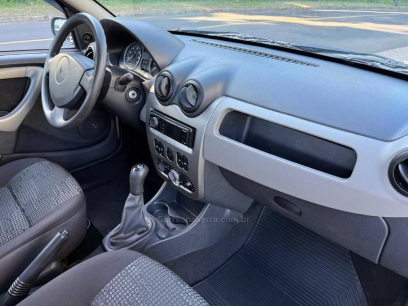 RENAULT - SANDERO - 2009/2010 - Prata - R$ 30.900,00