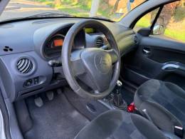 CITROËN - C3 - 2005/2006 - Prata - R$ 14.900,00