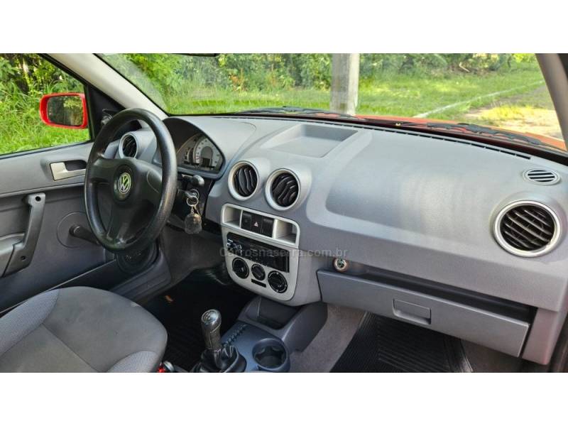 VOLKSWAGEN - GOL - 2009/2010 - Vermelha - R$ 20.900,00