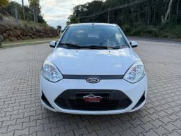 FORD - FIESTA - 2012/2013 - Branca - R$ 33.900,00
