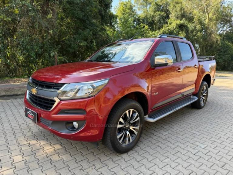 CHEVROLET - S10 - 2018/2019 - Vermelha - R$ 149.900,00