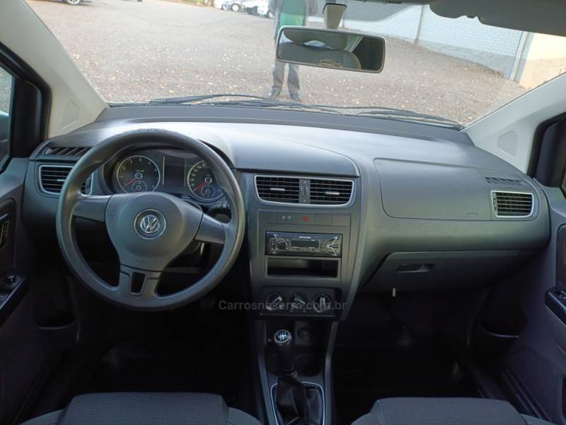 VOLKSWAGEN - FOX - 2010/2011 - Cinza - R$ 37.900,00