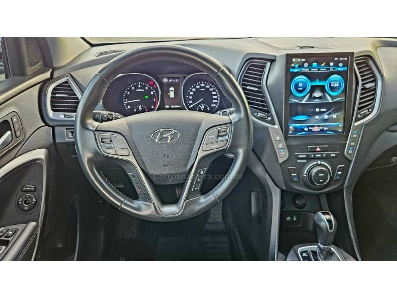 HYUNDAI - GRAND SANTA FÉ - 2018/2019 - Prata - R$ 137.900,00