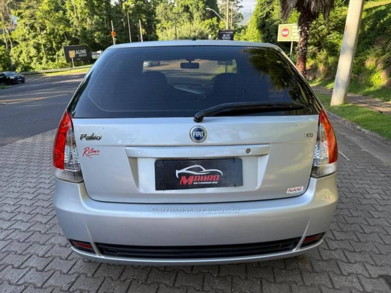 FIAT - PALIO - 2007/2007 - Prata - R$ 26.900,00
