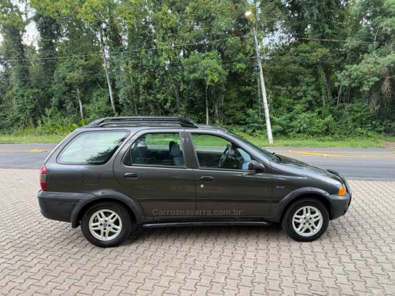 FIAT - PALIO - 2000/2000 - Cinza - R$ 12.900,00