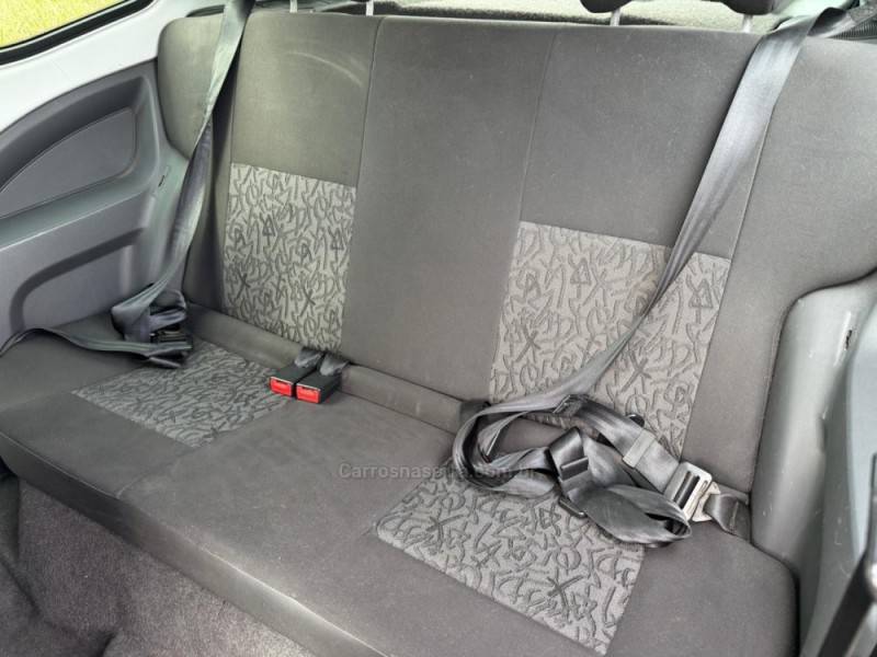 FORD - KA - 2009/2010 - Branca - R$ 20.900,00