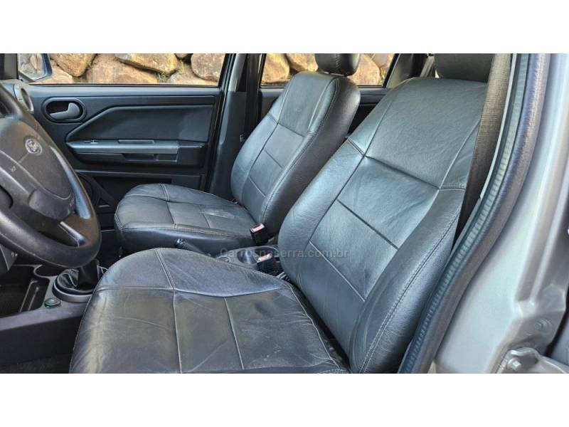 FORD - ECOSPORT - 2012/2012 - Prata - R$ 43.900,00