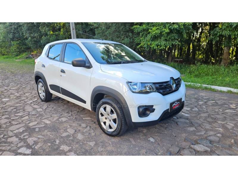 RENAULT - KWID - 2018/2019 - Branca - R$ 40.900,00