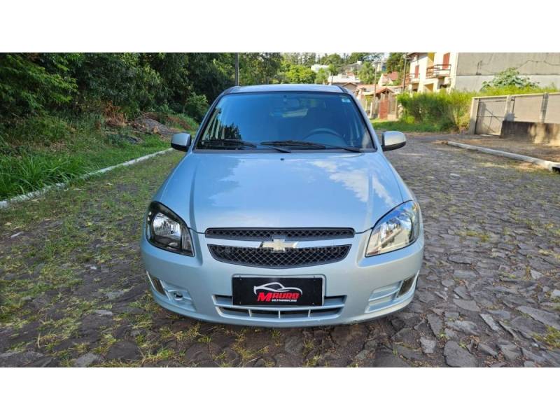 CHEVROLET - CELTA - 2011/2012 - Prata - R$ 32.900,00