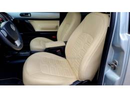 VOLKSWAGEN - NEW BEETLE - 2008/2008 - Prata - R$ 45.500,00