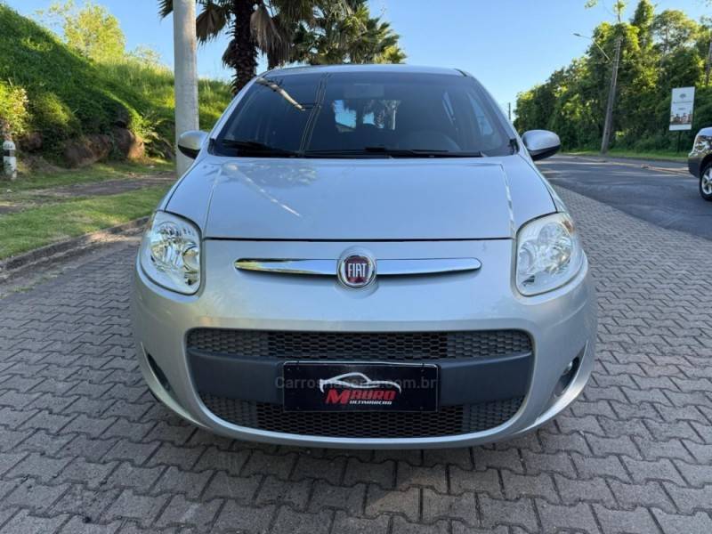 FIAT - PALIO - 2012/2013 - Prata - R$ 39.900,00