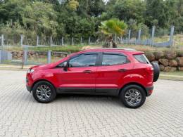 FORD - ECOSPORT - 2016/2017 - Vermelha - R$ 63.900,00