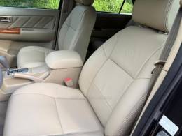 TOYOTA - HILUX SW4 - 2010/2010 - Preta - R$ 116.900,00